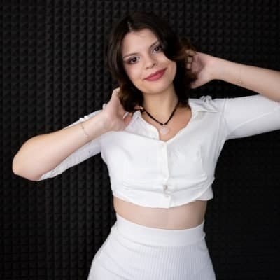 Iva Kondareva's avatar