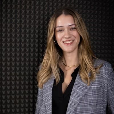 Iveta Petrova's avatar
